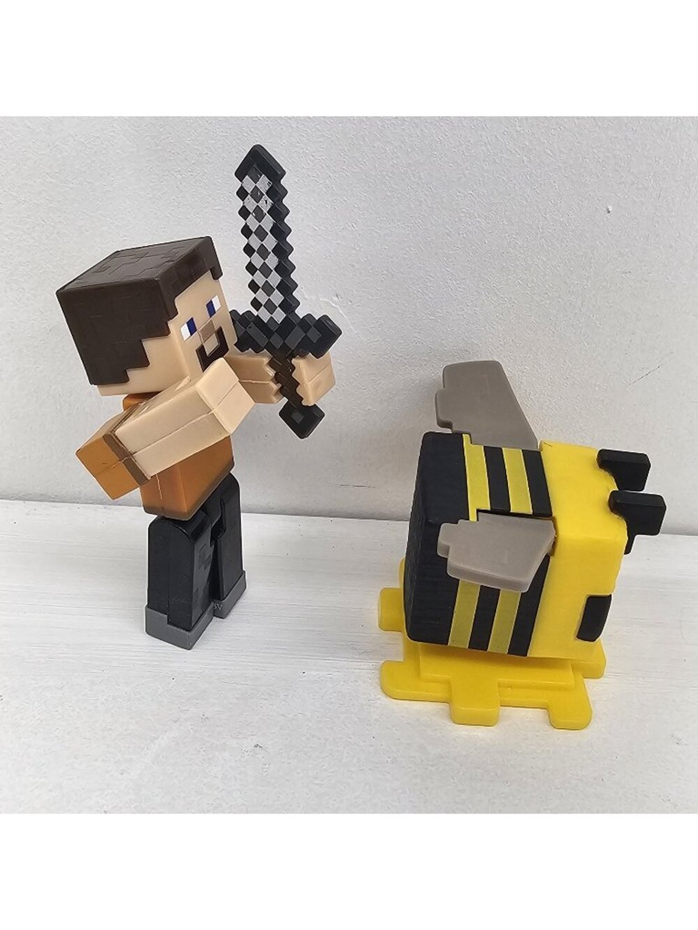 Minecraft 3.25" Steve Figure with Sword & Bee Mob Toy Figure Lot Mattel Loose